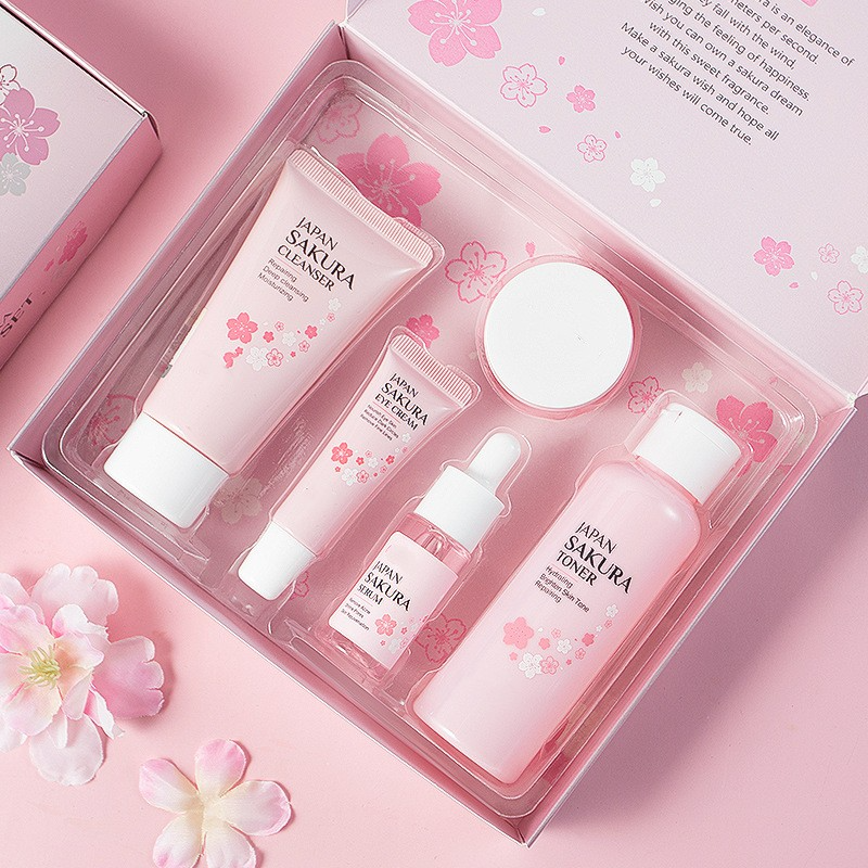 Conjunto de crema facial hidratante PureEdge, productos para cuidado de la piel y piel suave y humectada.