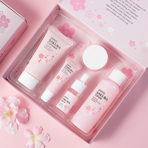 Conjunto de crema facial hidratante PureEdge, productos para cuidado de la piel y piel suave y humectada.