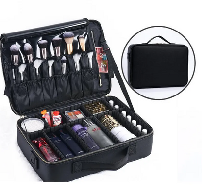 Bolsa de almacenamiento de belleza para mujer de la marca PureEdge, con compartimentos y diseño compacto para artículos de cuidado personal